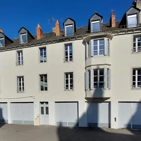 Le Gally 40m2 Coeur De Avec Garage! アパート